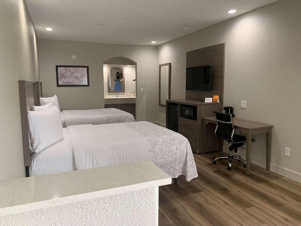 Red Roof Inn Plus + Galveston - Beachfront Cameră foto