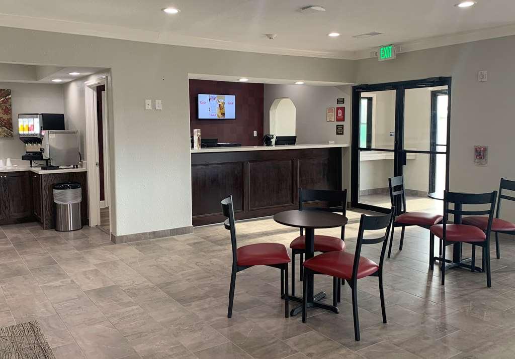 Red Roof Inn Plus + Galveston - Beachfront Interior foto
