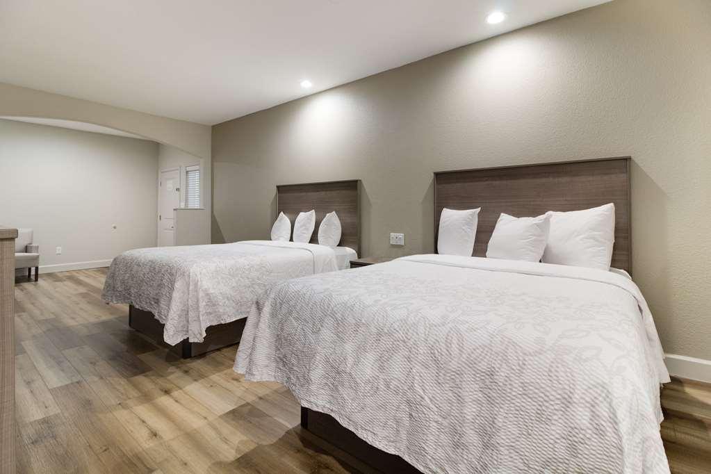 Red Roof Inn Plus + Galveston - Beachfront Cameră foto